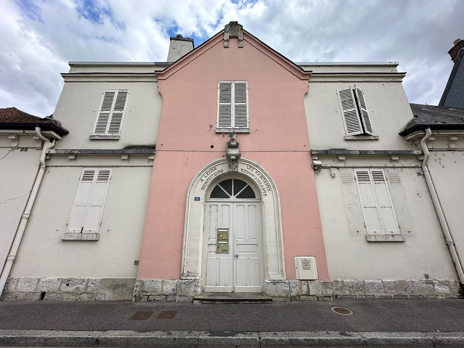 Le premier centre de santé départemental ouvre à Vernon Eure en Normandie