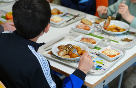 Session plénière : alimentation dans les collèges, insertion et ressources en
eau à l’ordre du jour