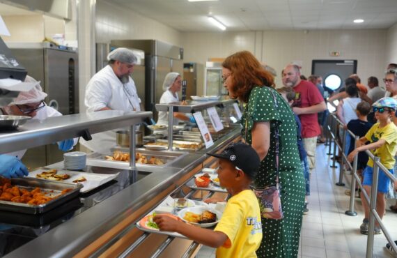 Ce que mangent vraiment les collégiens : 900 familles l’ont découvert
